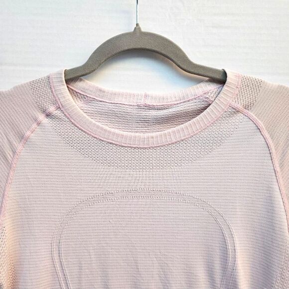Lululemon Women’s Swiftly Tech Seamless Workout Top | Pink 8 | FLAW = DEAL - Picture 2 of 6